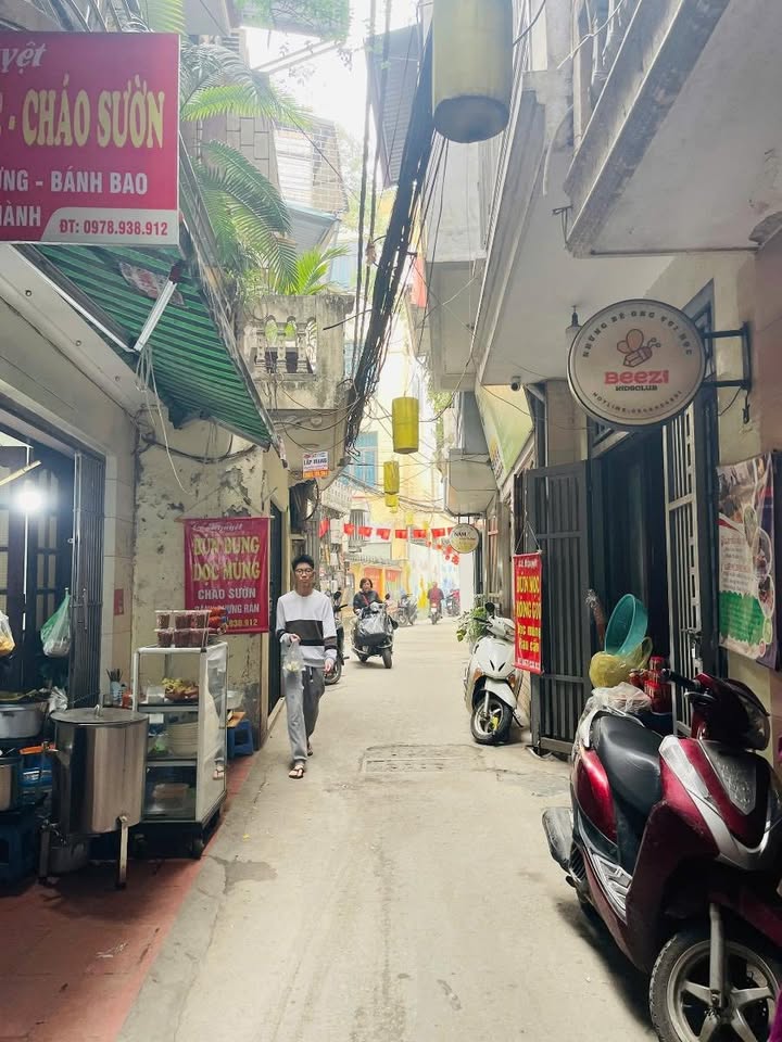 Nhà Lô Góc Khâm Thiên 15m² - Giá 2 Tỷ - Ngõ Kinh Doanh Đống Đa