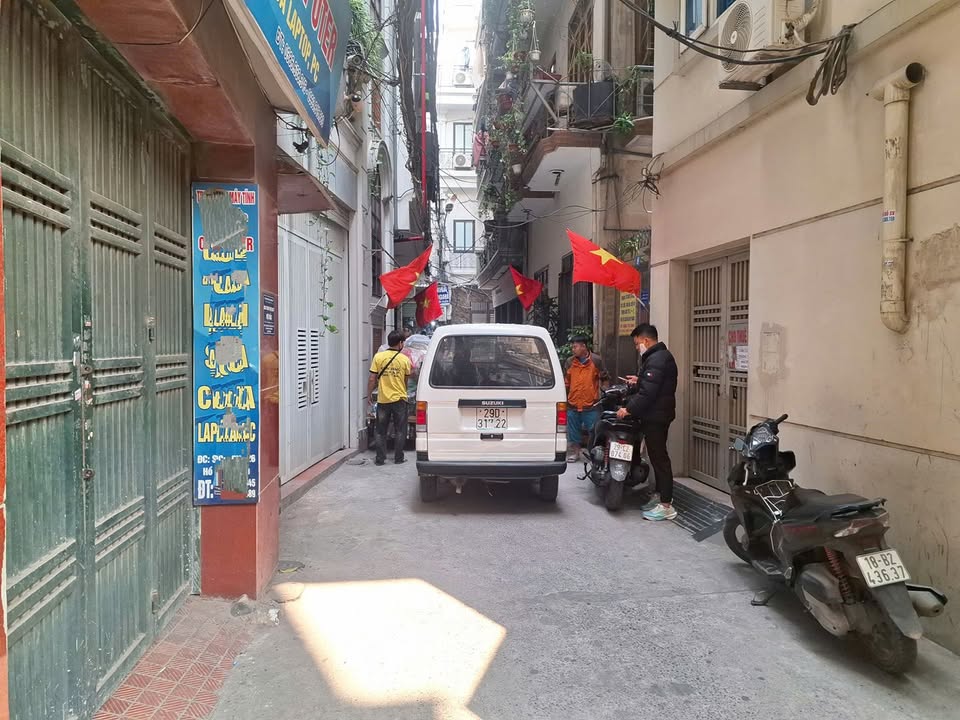 Bán Nhà 8 Tầng Mặt Ngõ Ô Tô Hồ Tùng Mậu, Cầu Giấy - 63m²