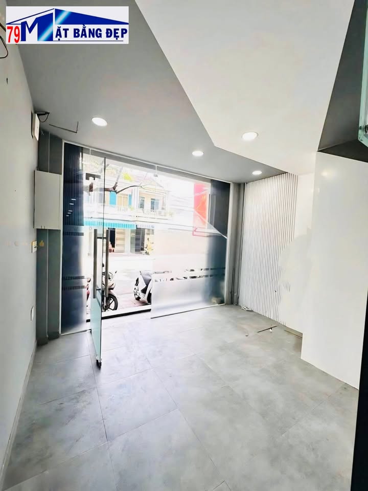 Mặt bằng kinh doanh 55m² đường Lạc Quân, Nha Trang - Giá 10 triệu/tháng