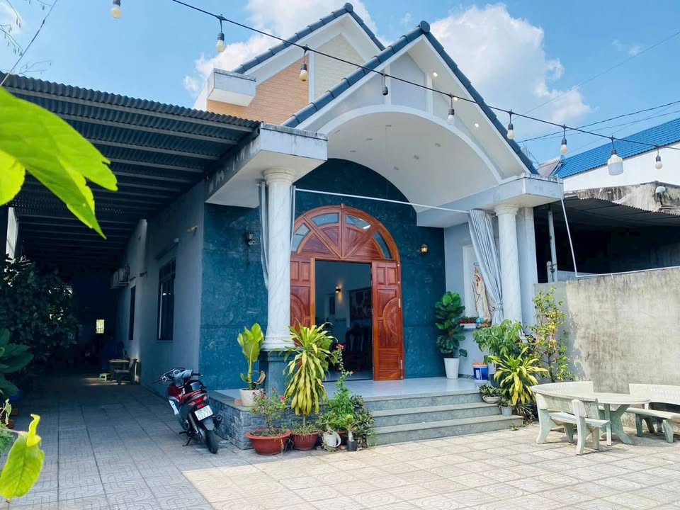 Nhà Thái Trảng Bom 530m² - Sổ hồng chính chủ, giá tốt hiếm có!