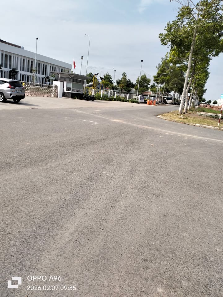 Nhà Sóc Trăng 79m² giá 2.4 tỷ - Chính chủ bán, hoàn công đầy đủ!