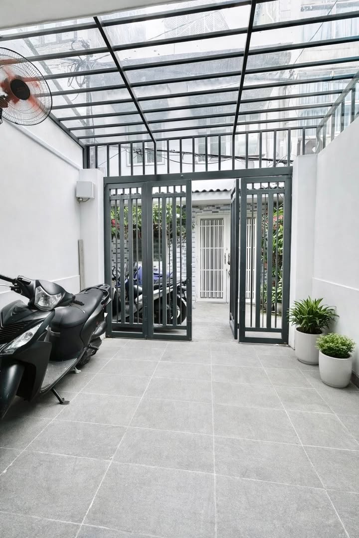 Nhà riêng Xô Viết Nghệ Tĩnh 72m² - Hẻm ô tô, 5 phút qua Q1!