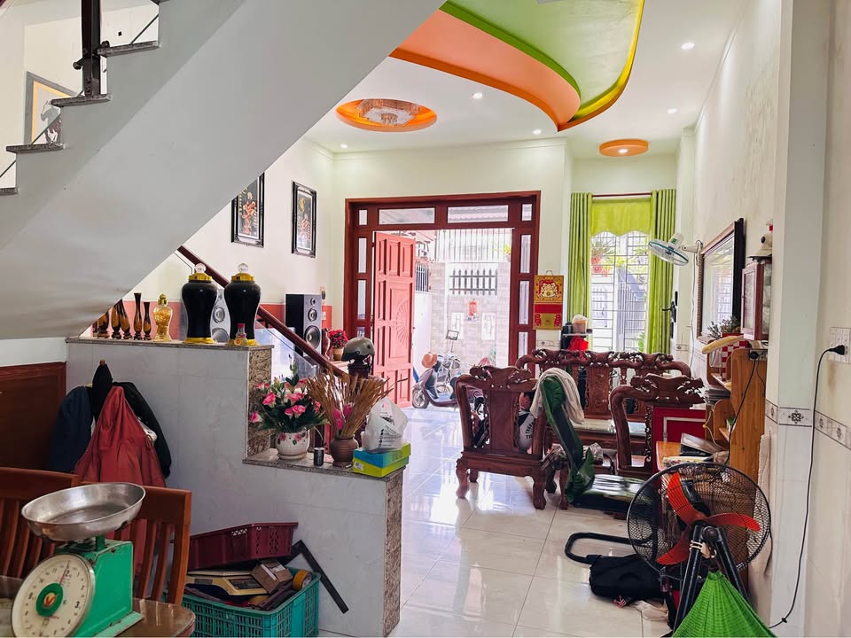 Nhà riêng Trảng Dài Biên Hòa 2.3 tỷ - Ô tô vào tận nhà, sổ hồng sẵn!