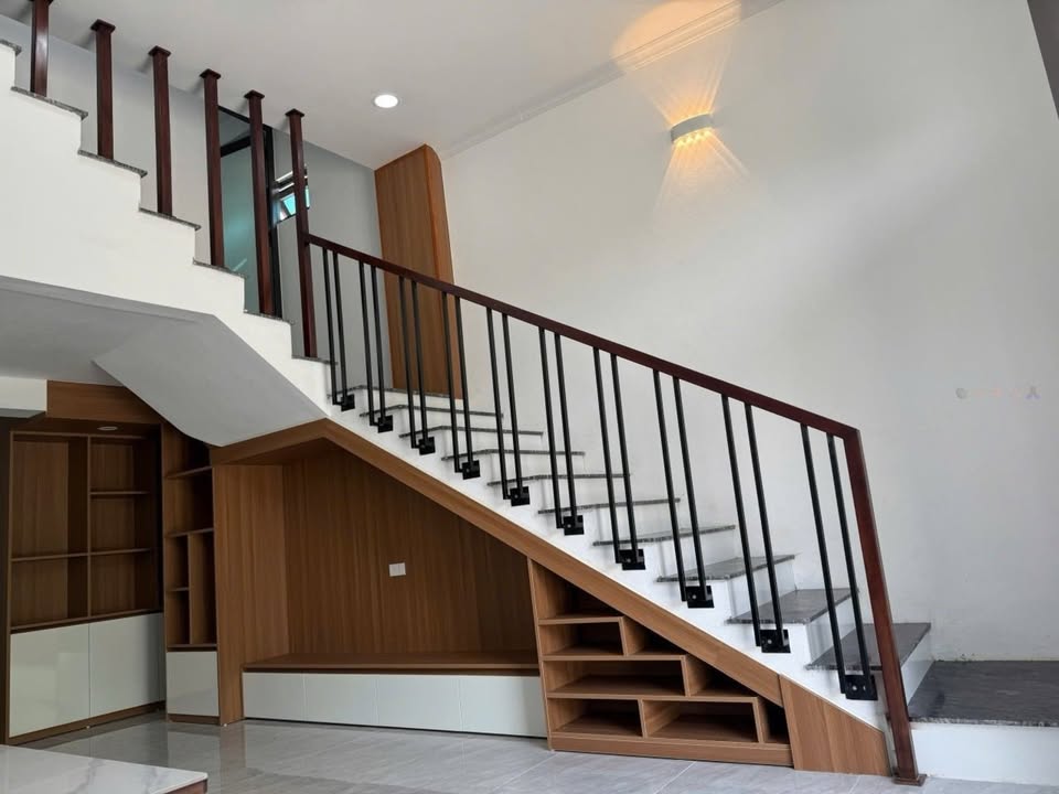 Nhà Phố 2 Tầng 1 Tum 50m² Lai Thành, Thanh Hóa - Giá 2 Tỷ