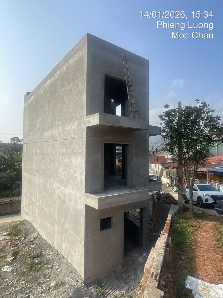 Nhà 3 Tầng Thô Có Thang Máy Trung Tâm Mộc Châu 165m² - Sẵn Sàng Kinh Doanh