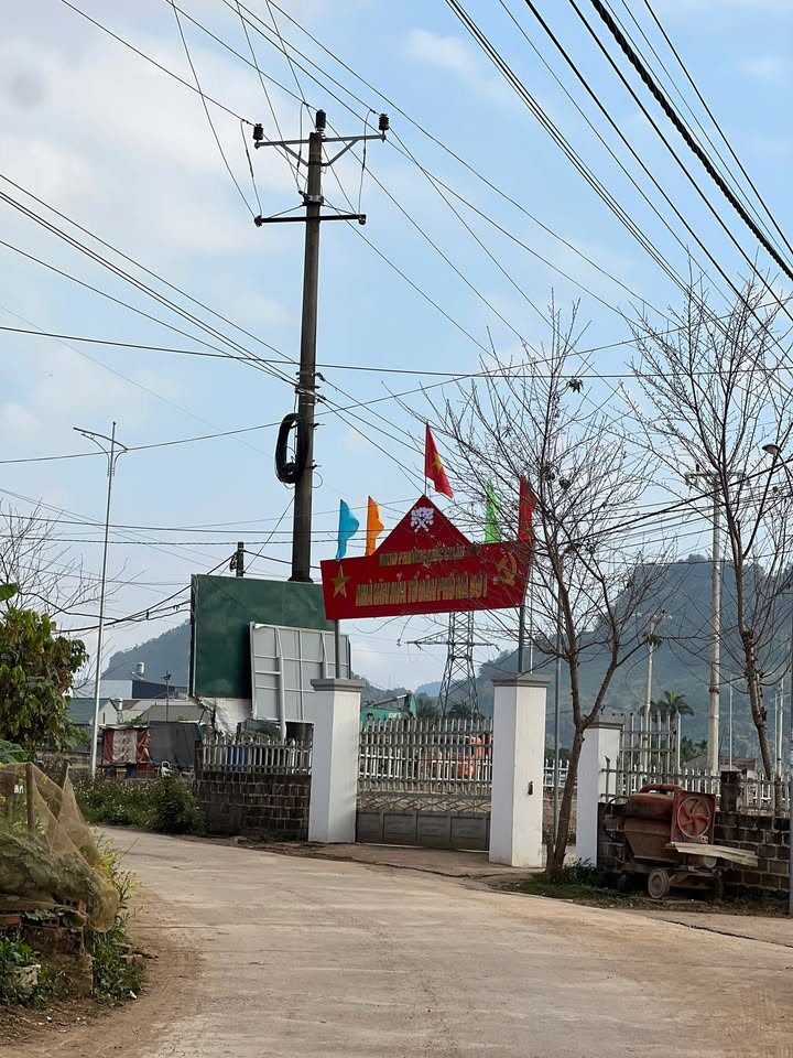 Đất Nền Mộc Châu 400m² - Mặt Tiền 21m Giáp Suối, Giá 4 Tỷ