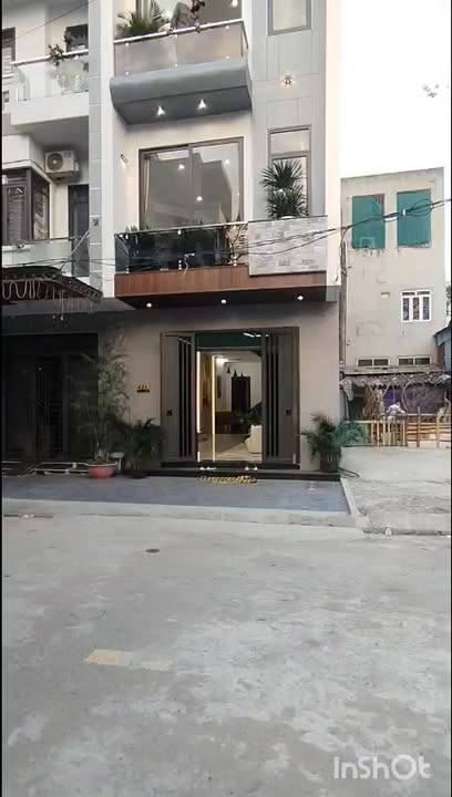 Nhà 3 Tầng Mặt Tiền Nguyễn Huy Tưởng - Nam Định, 48.3m², Hướng Tây Nam