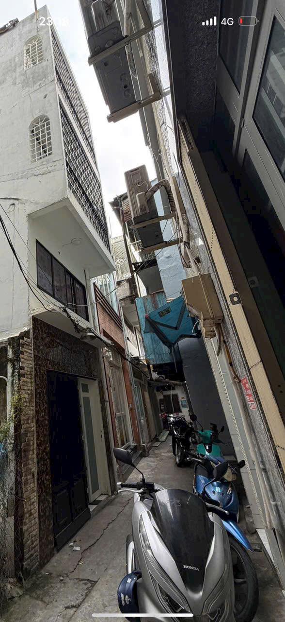 Nhà Lý Thái Tổ Q10 21m² giá 4.35 tỷ - Chính chủ, trung tâm vàng!