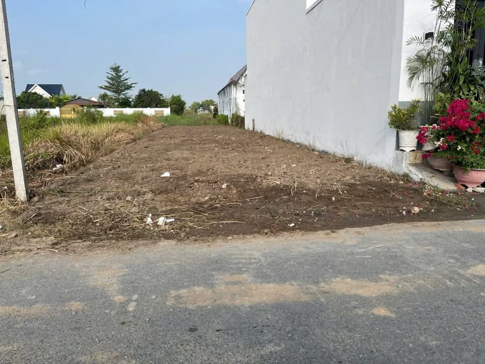 Đất nền Mỹ Lộc Cần Giuộc 200m² - Sổ đỏ chính chủ, tiềm năng tăng giá!