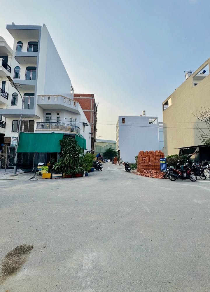 Đất Nền KDC Cao Cấp Tây Lân 72m² - Sổ Hồng Sẵn Sàng, Giá 5.6 Tỷ