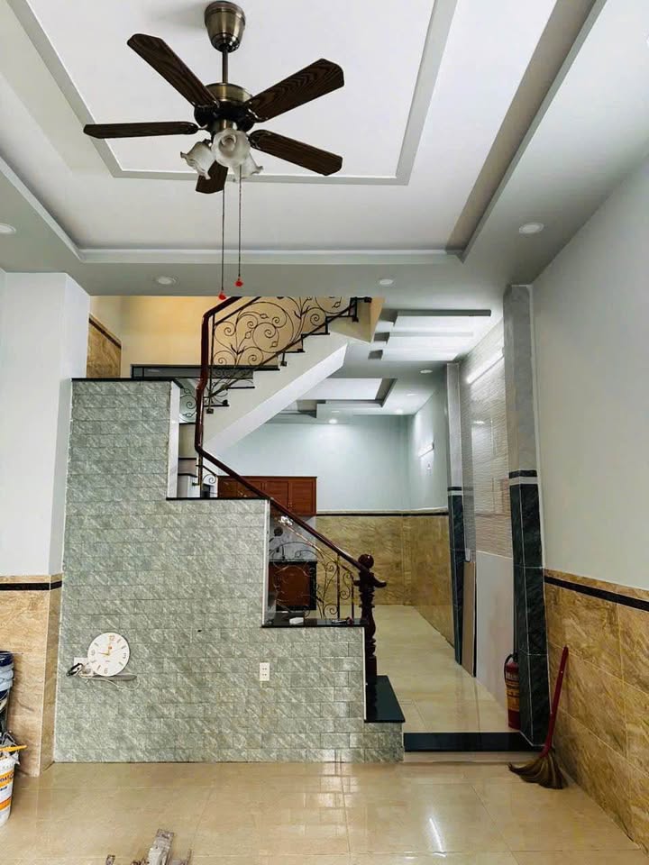 Nhà Bình Tân 64m² 5.29 tỷ - Ô tô vào tận nhà, giáp Tân Phú!