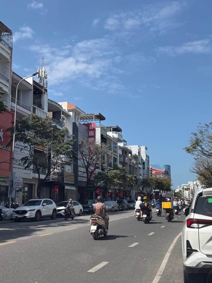 Nhà Phố Hàm Nghi, Thanh Khê 104.8m² - Đầu tư sinh lời hiệu quả!