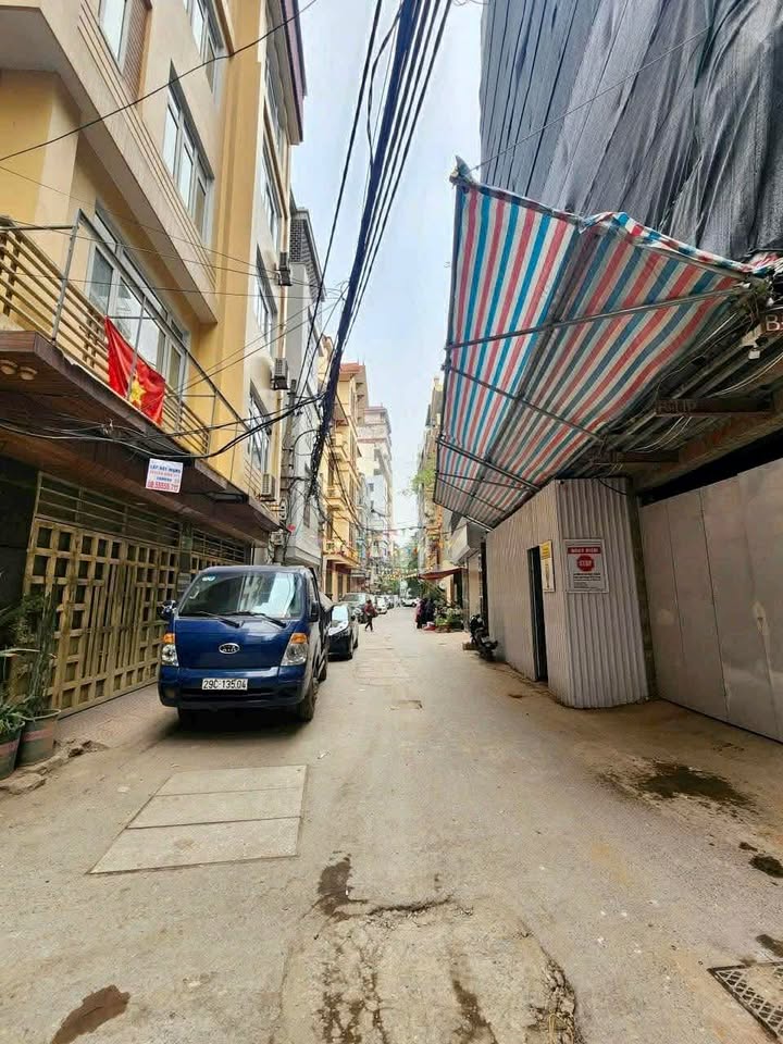 Nhà Phố Lò Đúc 90m² 2.x Tỷ - Vị Trí Đắc Địa, Dòng Tiền Ngay!