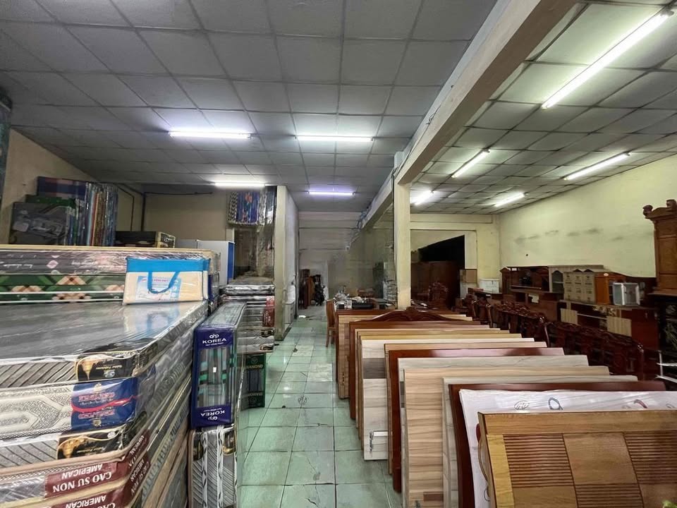 Thuê Nhà Mặt Tiền Lê Trọng Tấn Bình Tân 350m² - Thích hợp KD ngay!