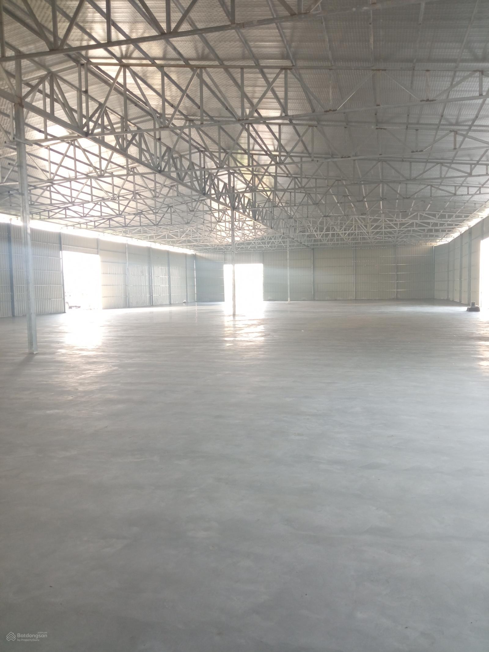 Cho thuê kho xưởng 1000-2300m² Phan Trọng Tuệ, Thanh Trì - Container đỗ cửa
