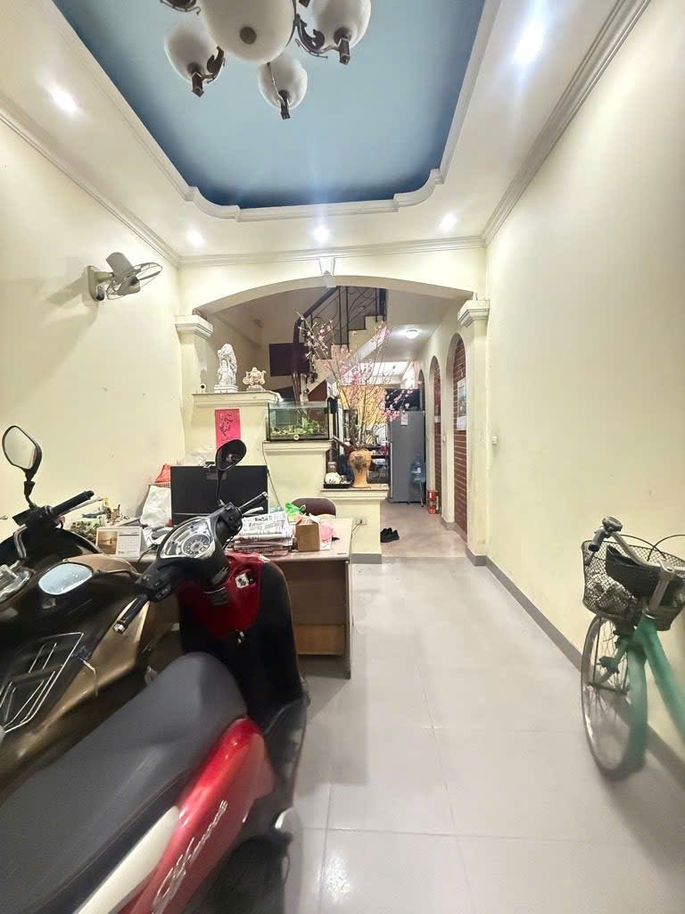 Nhà phố Hoàng Văn Thái 48m² 17 tỷ - Ô tô vào nhà, kinh doanh đỉnh!