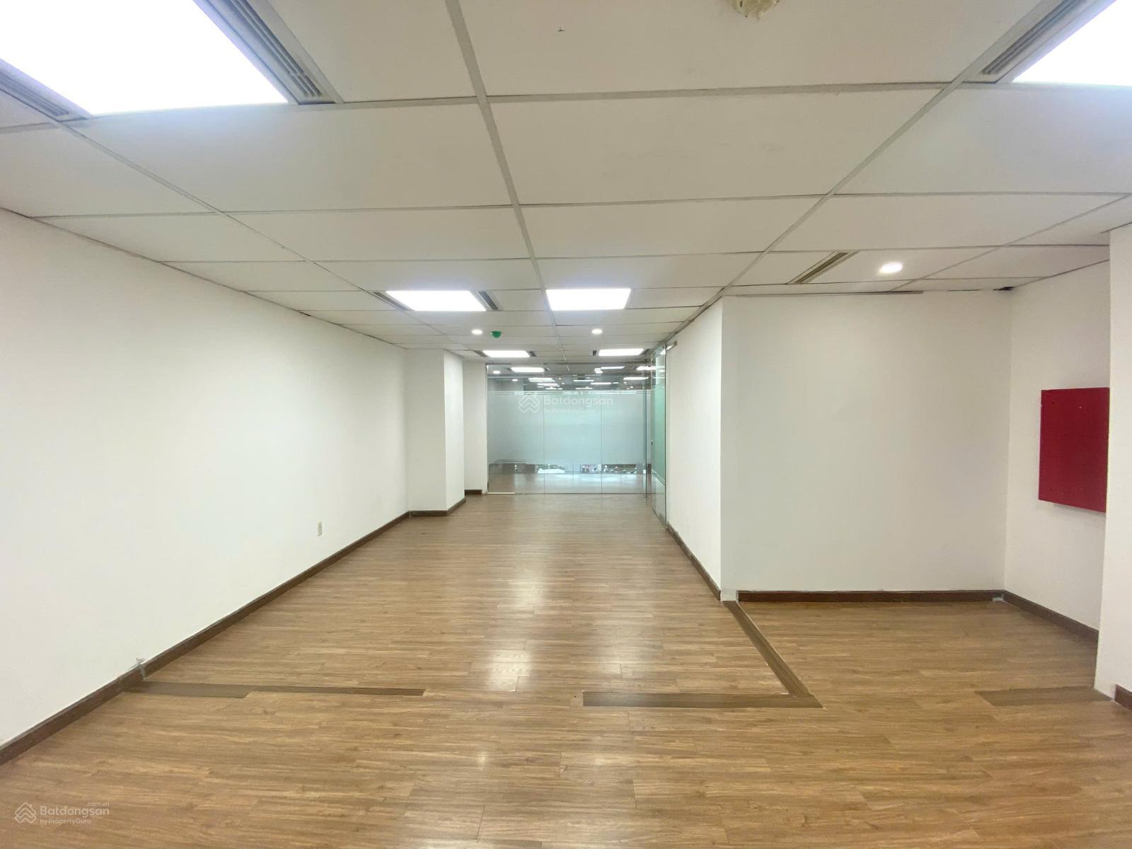 Cho thuê Văn phòng MT Nam Kỳ Khởi Nghĩa - Lý Chính Thắng Q3, 60m²