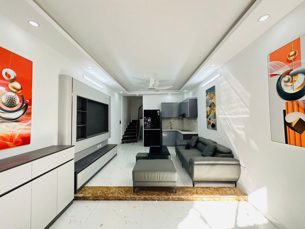 Nhà riêng Đống Đa 31m² giá 10.85 tỷ - Sẵn sàng ở ngay!