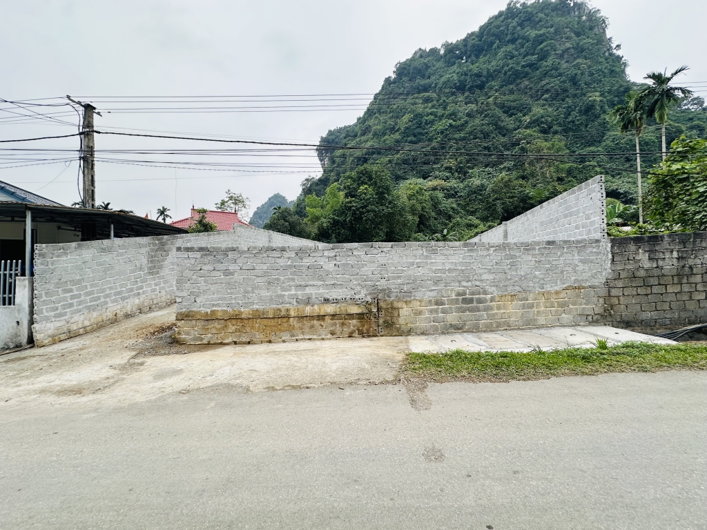 Đất Lương Sơn 409m² Mặt Tiền 12m - Lưng Tựa Núi, Sổ Đỏ Rõ Ràng