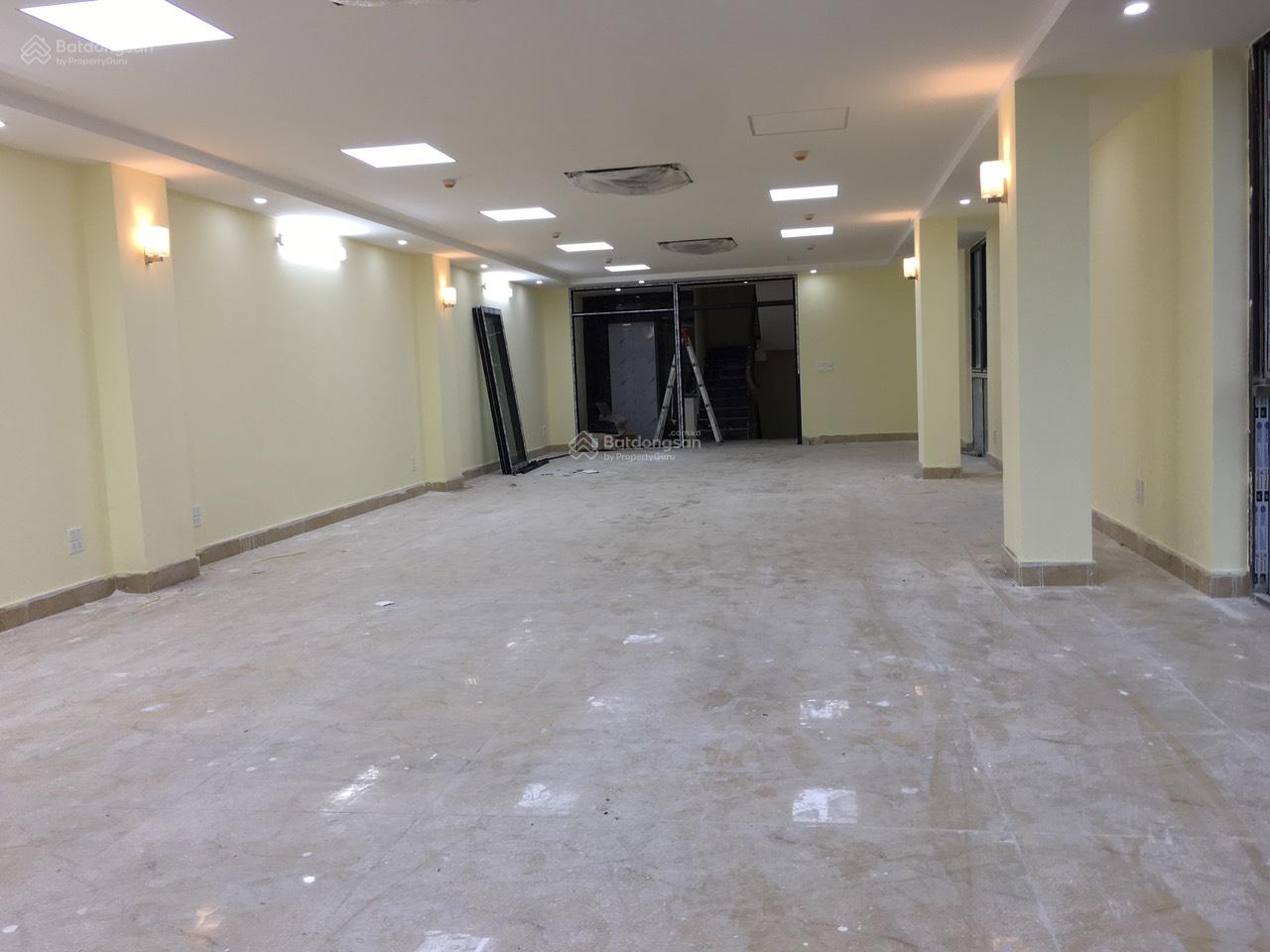 Nhà Vũ Phạm Hàm, Cầu Giấy 80m² x 6 tầng - Ô tô vào tận nhà, 29 triệu