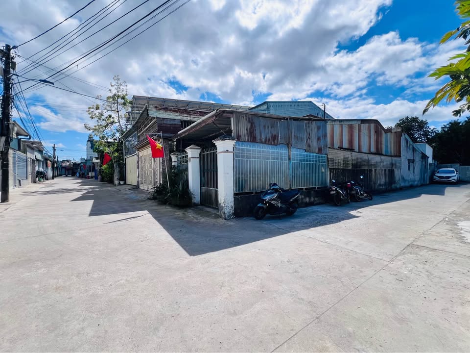 Nhà Riêng Phường Thống Nhất Pleiku 111m² - Ô tô vào tận nhà!