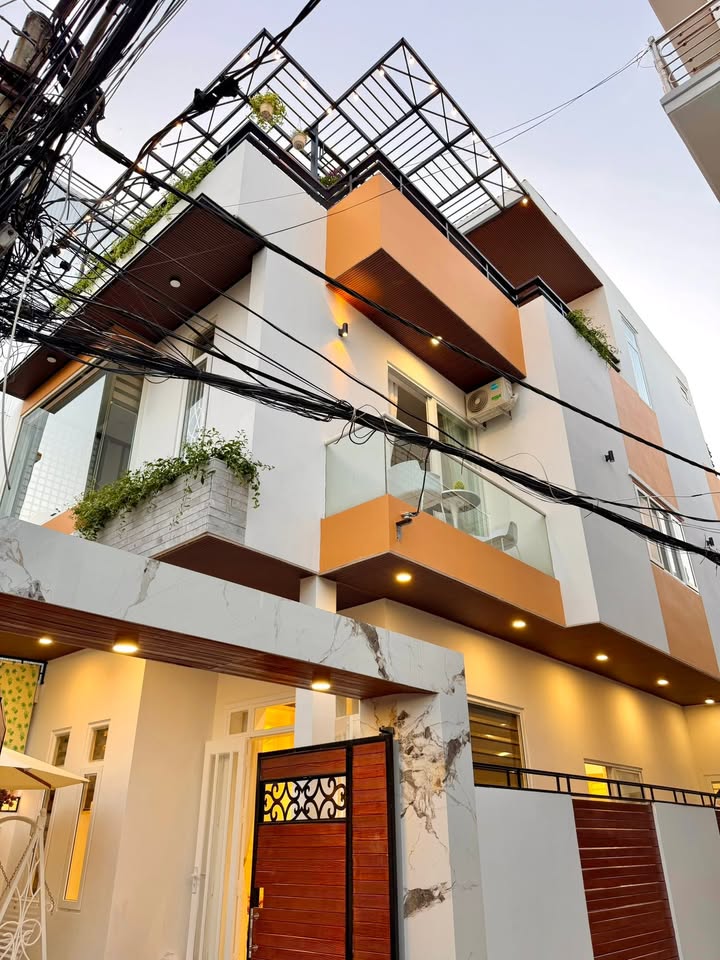 Biệt thự mini Hải Châu 106m² - Ô tô vào tận nhà, full nội thất!