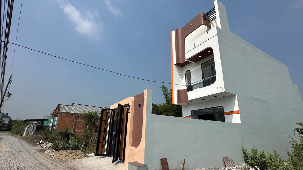 Nhà Riêng Cầu Tràm 100m² giá 2.48 tỷ - Sổ Hồng Sẵn, Hoàn Công!