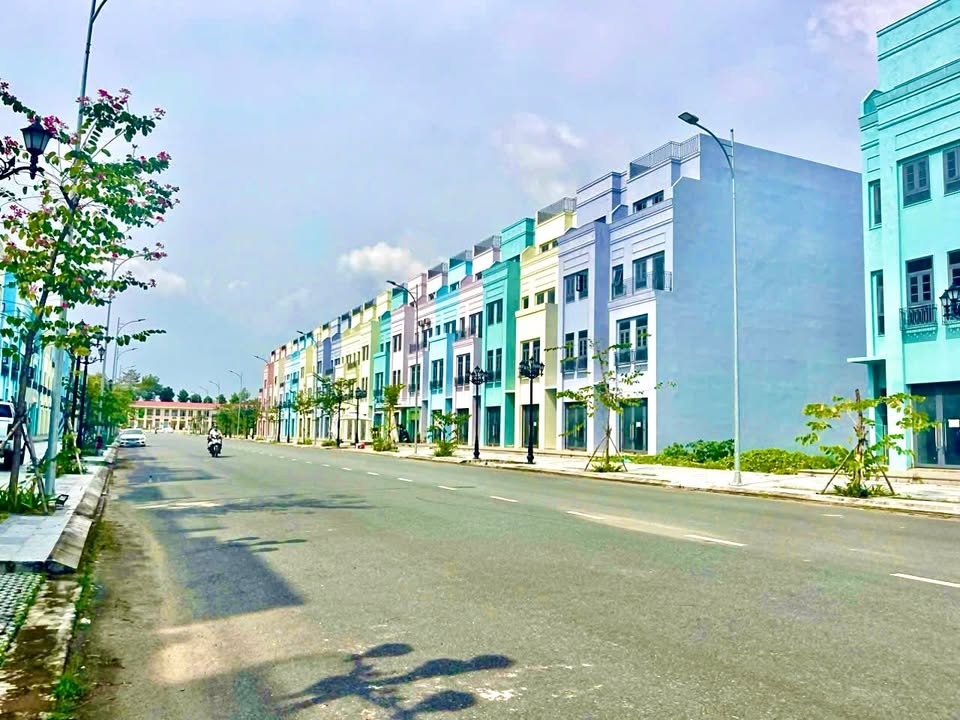 Bán Nền 130m² Mặt Tiền 28M KDC Ngân Thuận, Cần Thơ - Giá 2.7 Tỷ