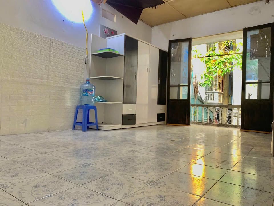 Cho thuê phòng trọ 20m² tầng 2 tại Khương Thượng, Đống Đa - Giá 3 triệu