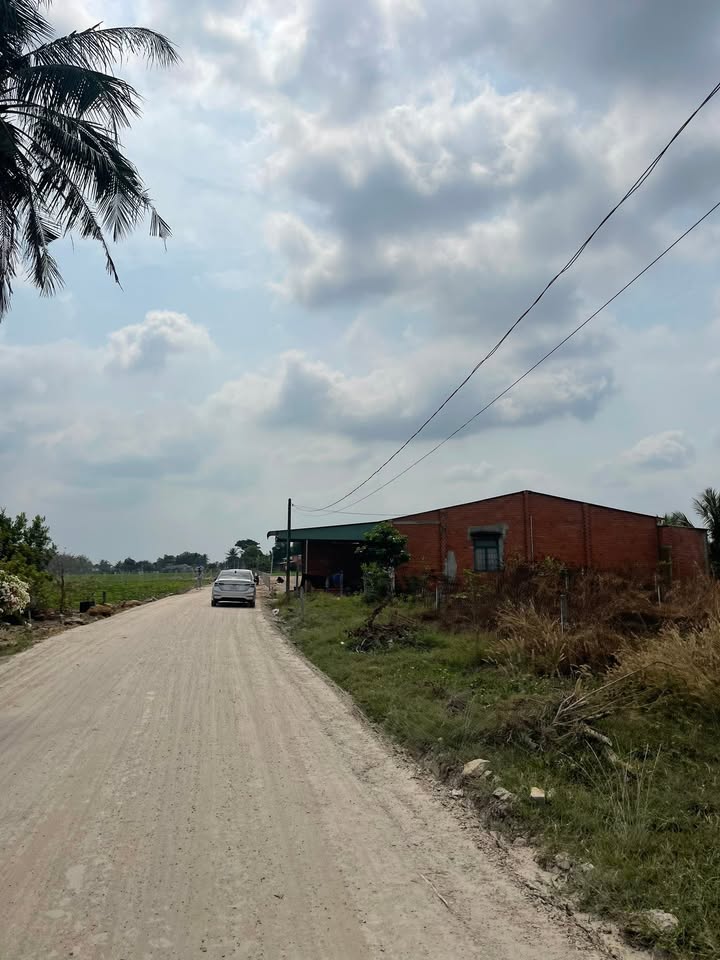 Đất nền Suối Đá Dương Minh Châu 185m² giá 359tr - Đất thổ cư 100%