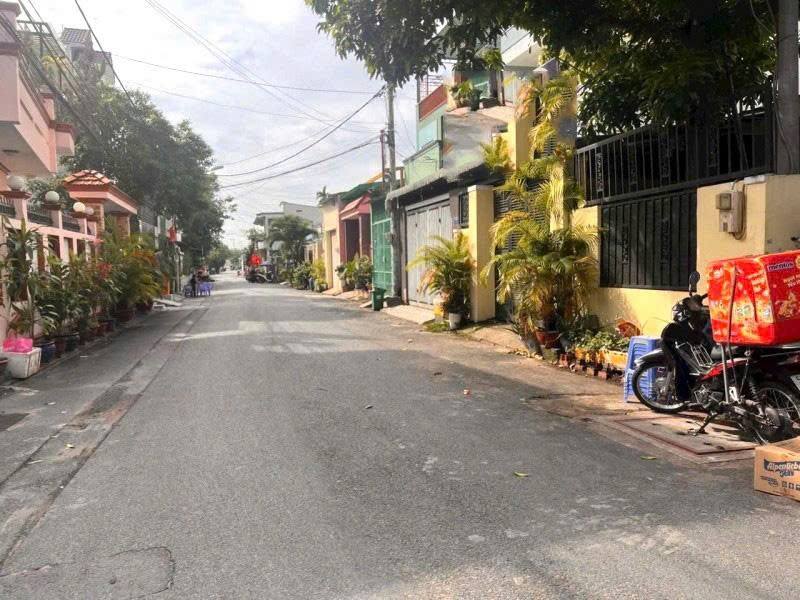 Đất Tăng Nhơn Phú A 160m² (8x20m) - Ngang Khủng, Hẻm Xe Tải 7m