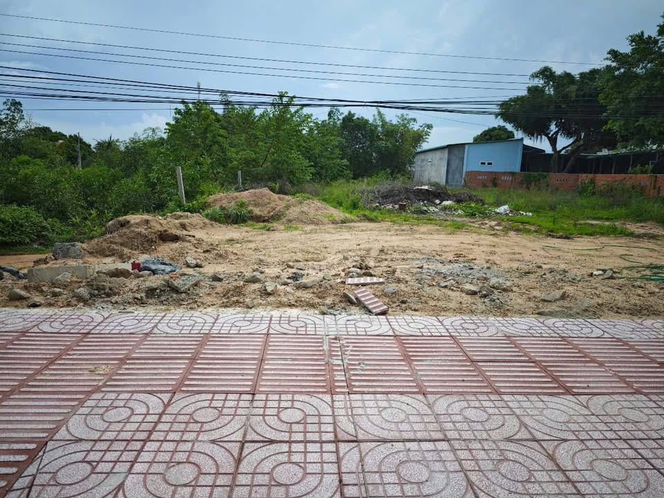 Đất Mặt Tiền Ngô Đức Tốn - Kinh Doanh Sầm Uất La Gi - 862m²