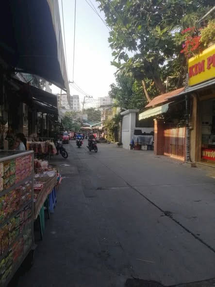 Thuê nhà nguyên căn Phạm Hùng 64m² 10 triệu - Sẵn sàng ở ngay!