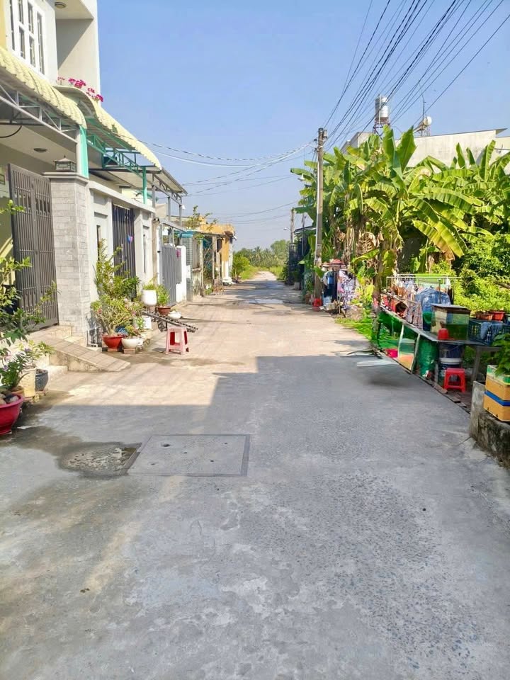 Nhà riêng Phú Hữu Nhơn Trạch 102m² 2.95 tỷ - Vị trí đẹp ở ngay!