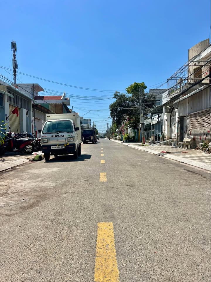 Nhà Mặt Tiền Trần Quang Diệu Phan Thiết - 100m² Hơn 3 Tỷ - Kinh Doanh Đắc Lộc