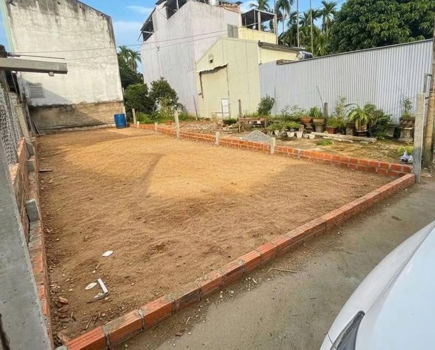 Đất nền Hẻm 320 Lê Lợi Quảng Ngãi 102m² - Ô tô vào tận đất!