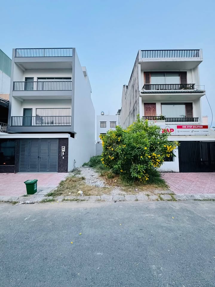 Đất nền KDC Nam Long Thủ Đức 120m² - Sổ đỏ chính chủ!