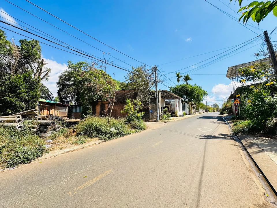 Đất nền mặt tiền Mạc Đăng Dung 150m² - Đất thổ cư 100%