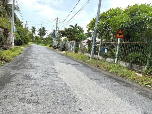 Đất nền Phường Long Châu 111m² giá 1.5 tỷ - Thổ cư 100%, ô tô tới nền