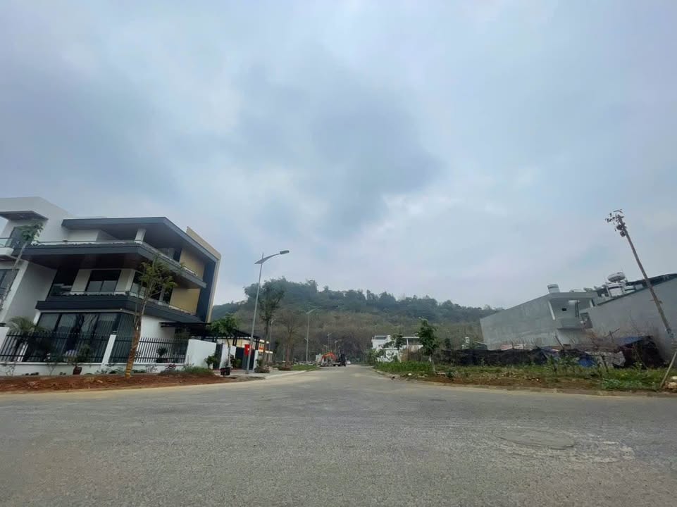 Đất Biệt Thự 2MT Kinh Doanh Xuân Tăng, Lào Cai - 312.8m² - Giá Tốt Trước Tết