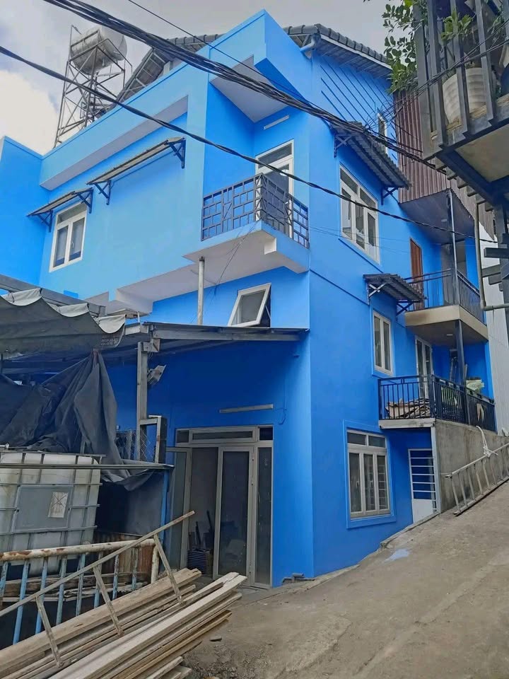 Nhà Góc 2 Mặt Tiền Cao Thắng, Đà Lạt - 40m², 4PN, Chỉ 2.2 Tỷ