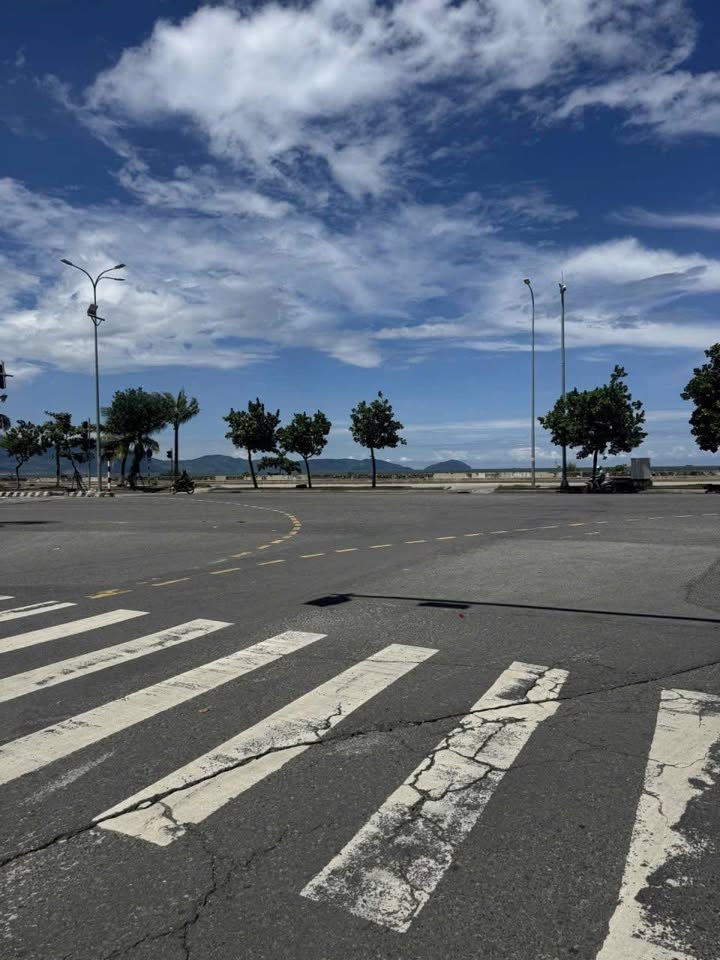 Nhà Mặt Tiền Kinh Dương Vương, Đà Nẵng - 102m², 2 Mặt Tiền Kinh Doanh Đa Lợi