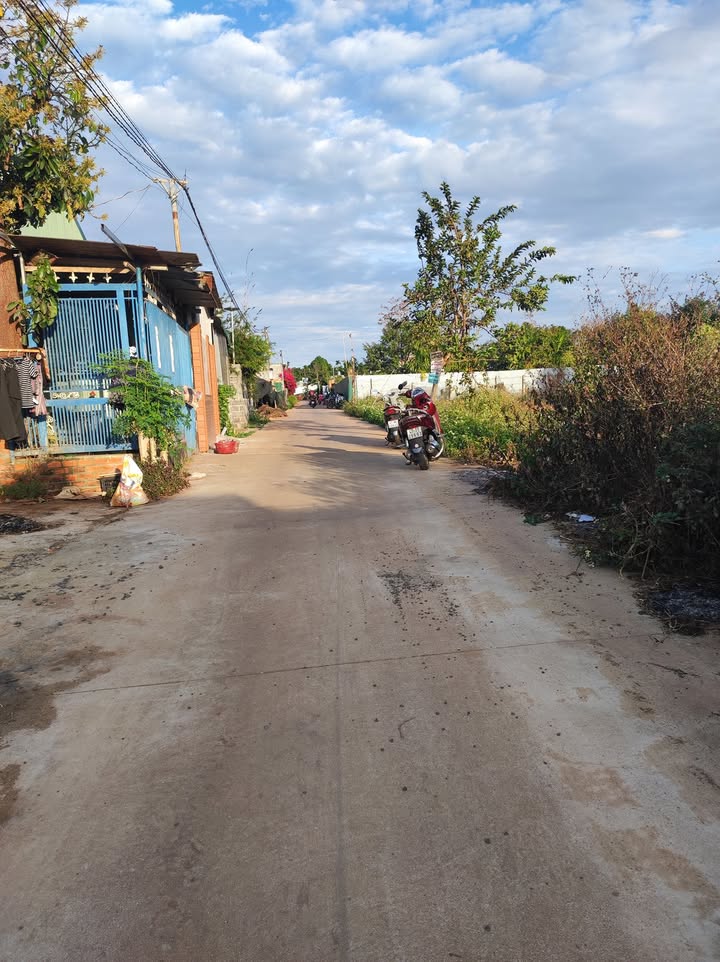 Bán Đất Hẻm Cấp 1 Tân Lập, Buôn Ma Thuột - Sổ Đỏ Thổ Cư 100%