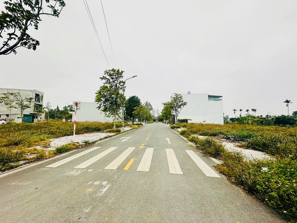 Đất nền Tân Phong, TP Thanh Hóa 85m² giá 2.x tỷ - Sổ đỏ chính chủ