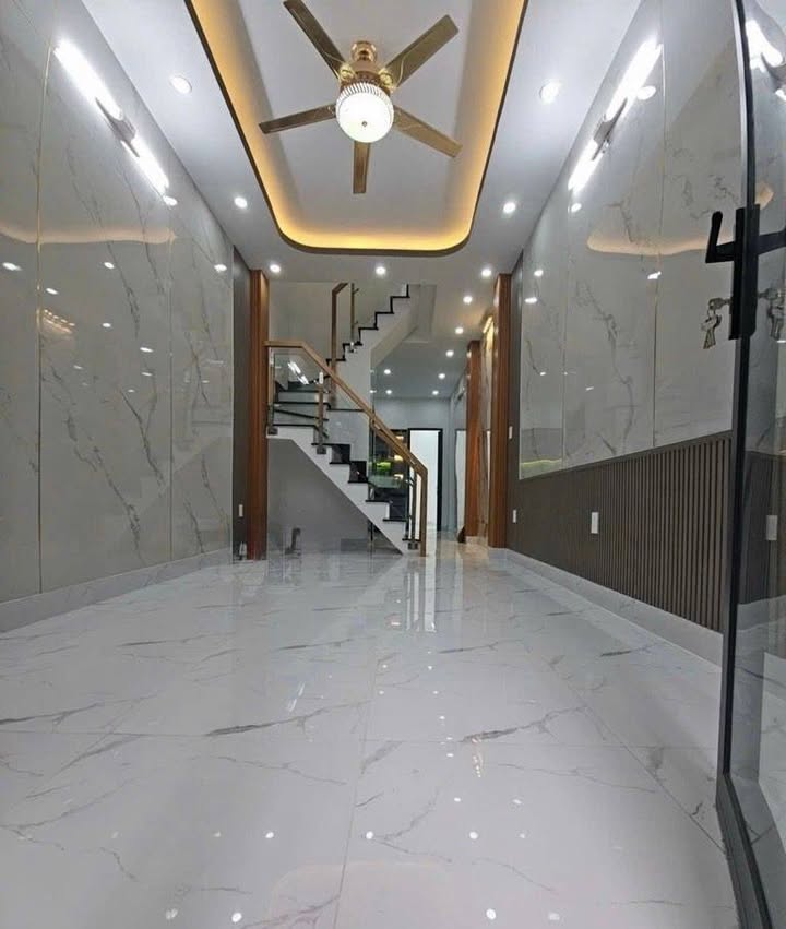 Nhà Tân Hòa Đông Q6 40m² - Hẻm thông kinh doanh, giá tốt hiếm có!