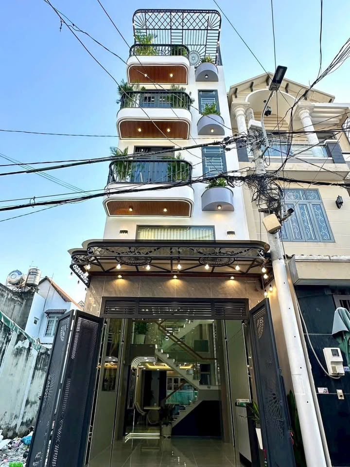 Nhà Thới An Q12 60m² - Full Nội Thất, Ô Tô Đậu Cửa, Sổ Hồng!