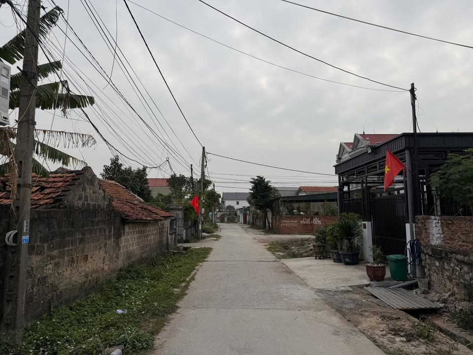 Đất nền Thôn Yên Sơn Hạ Long 186m² - Sổ đỏ chính chủ