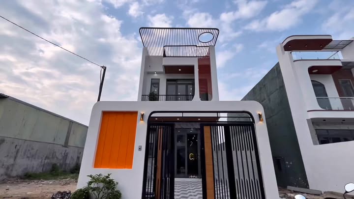 Nhà riêng Đức Hòa Long An 140m² - Ô tô vào tận nhà!