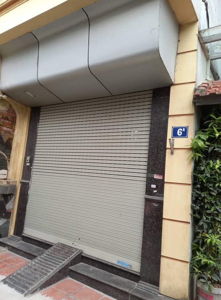 Nhà Phố Nam Dư 35m² giá 5 tỷ - Sổ hồng sẵn, ô tô gần nhà!