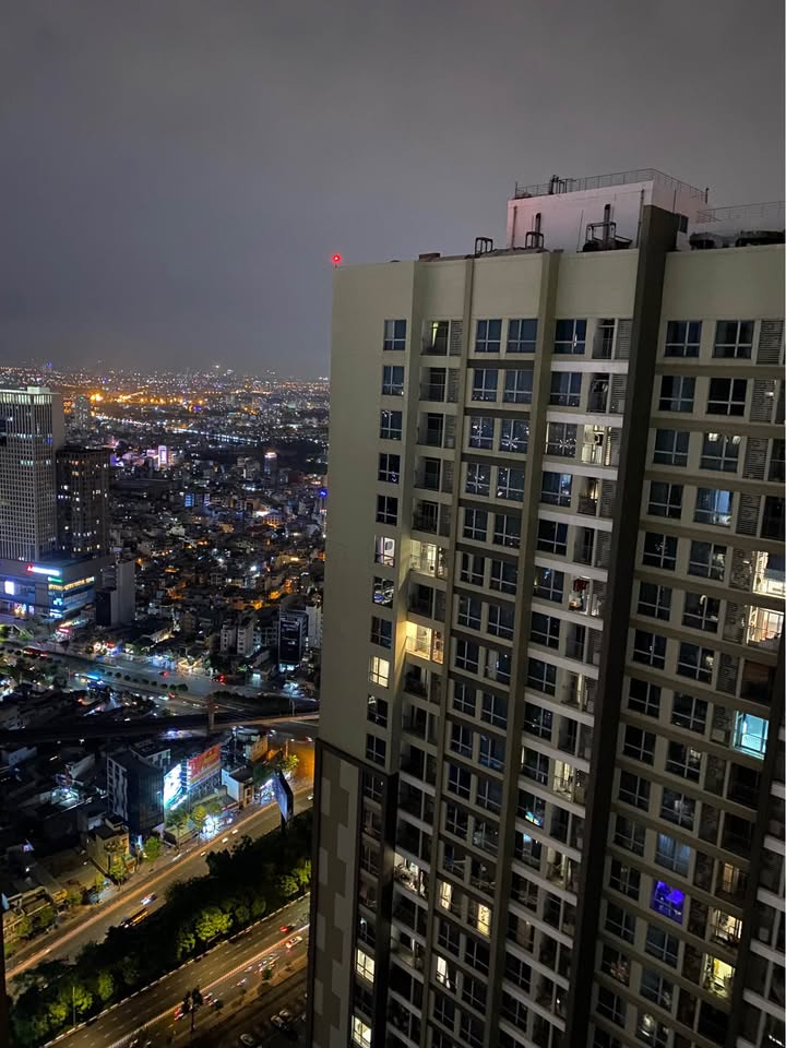 Cho thuê căn hộ Vinhomes Central Park 1-4PN - View sông, full nội thất